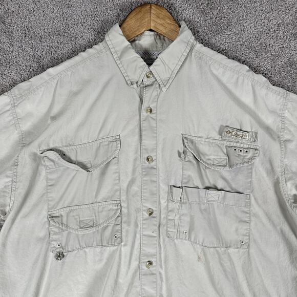 Columbia PFG Shirt Mens L Beige Short Sleeve Performance Vented Fishing FLAWS - Picture 1 of 14